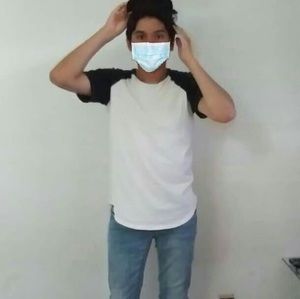 Meet your Posher, Manuel